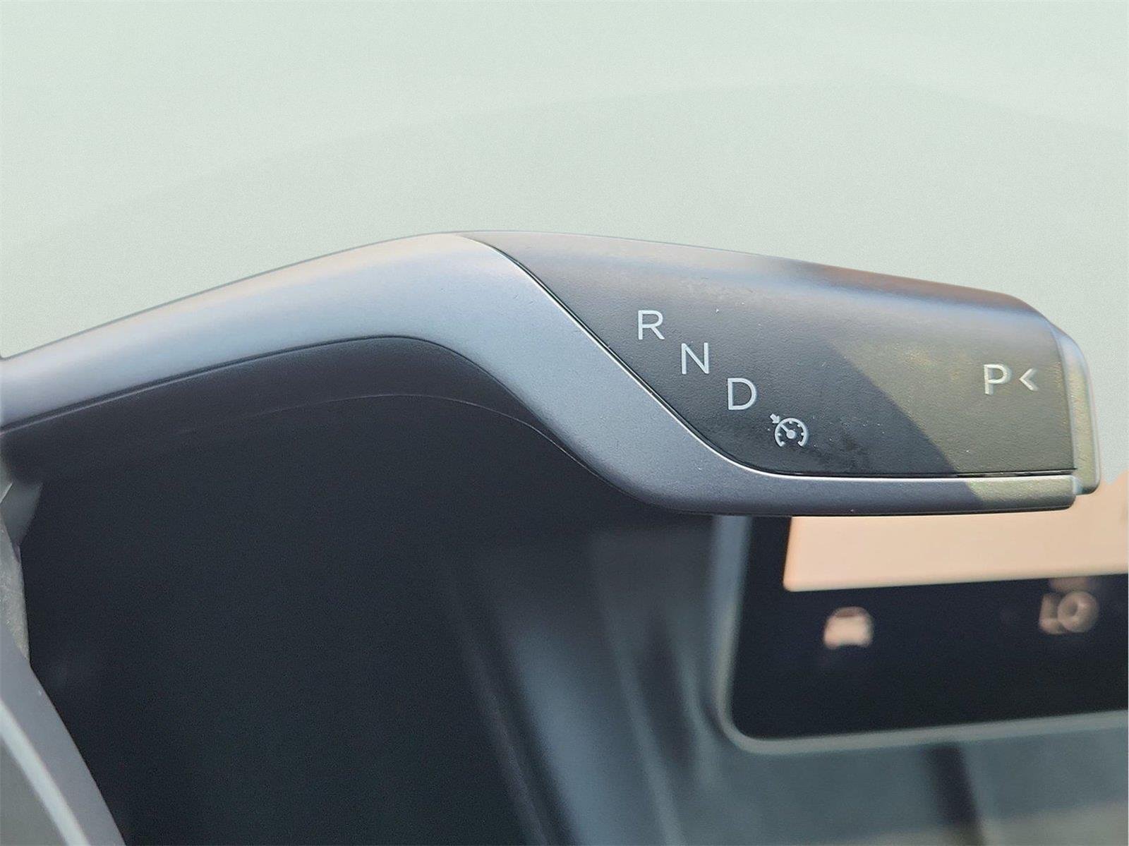 2024 Tesla Model Y photo 16 of 33