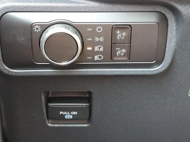 2025 Ford Bronco 4-Door Base - Photo 25
