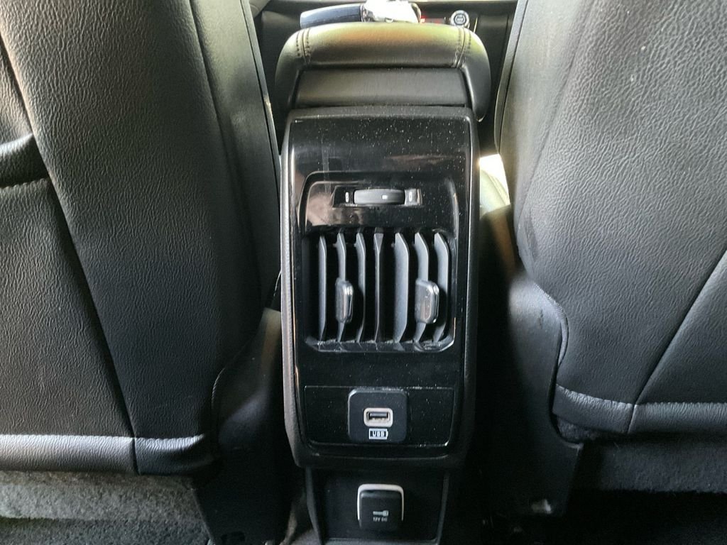 Used 2024 Silver Jeep Limited image 23