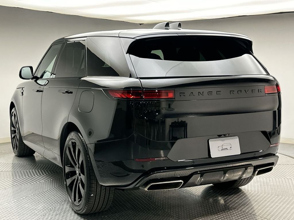 Certified Used 2025 Santorini Black Metallic Land Rover Dynamic SE image 11