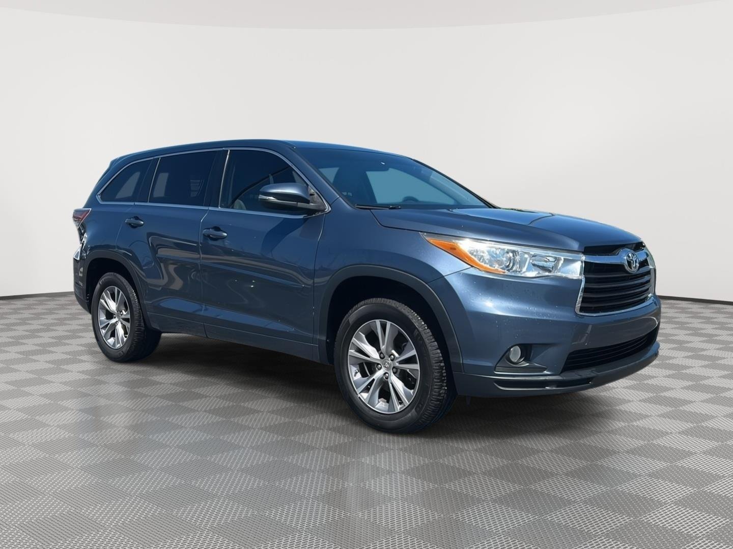2014 Toyota Highlander LE