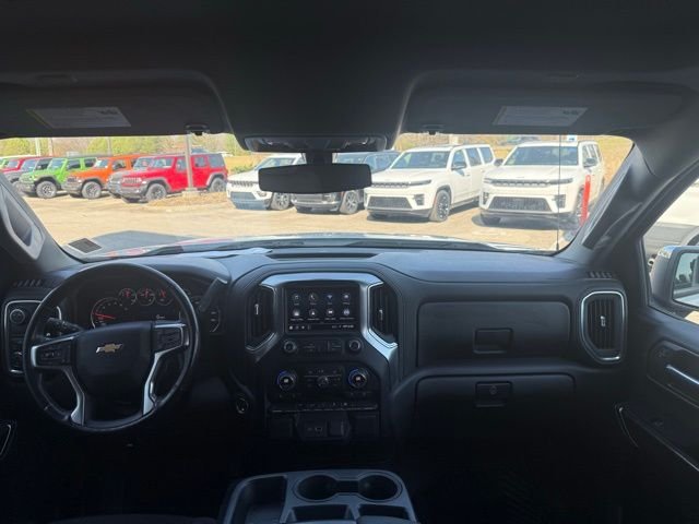 Used 2021 White Chevrolet LT image 31