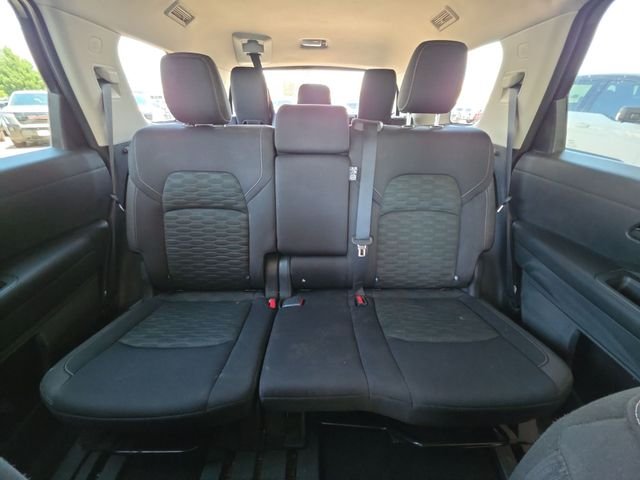 Used 2023 White Nissan SV image 25