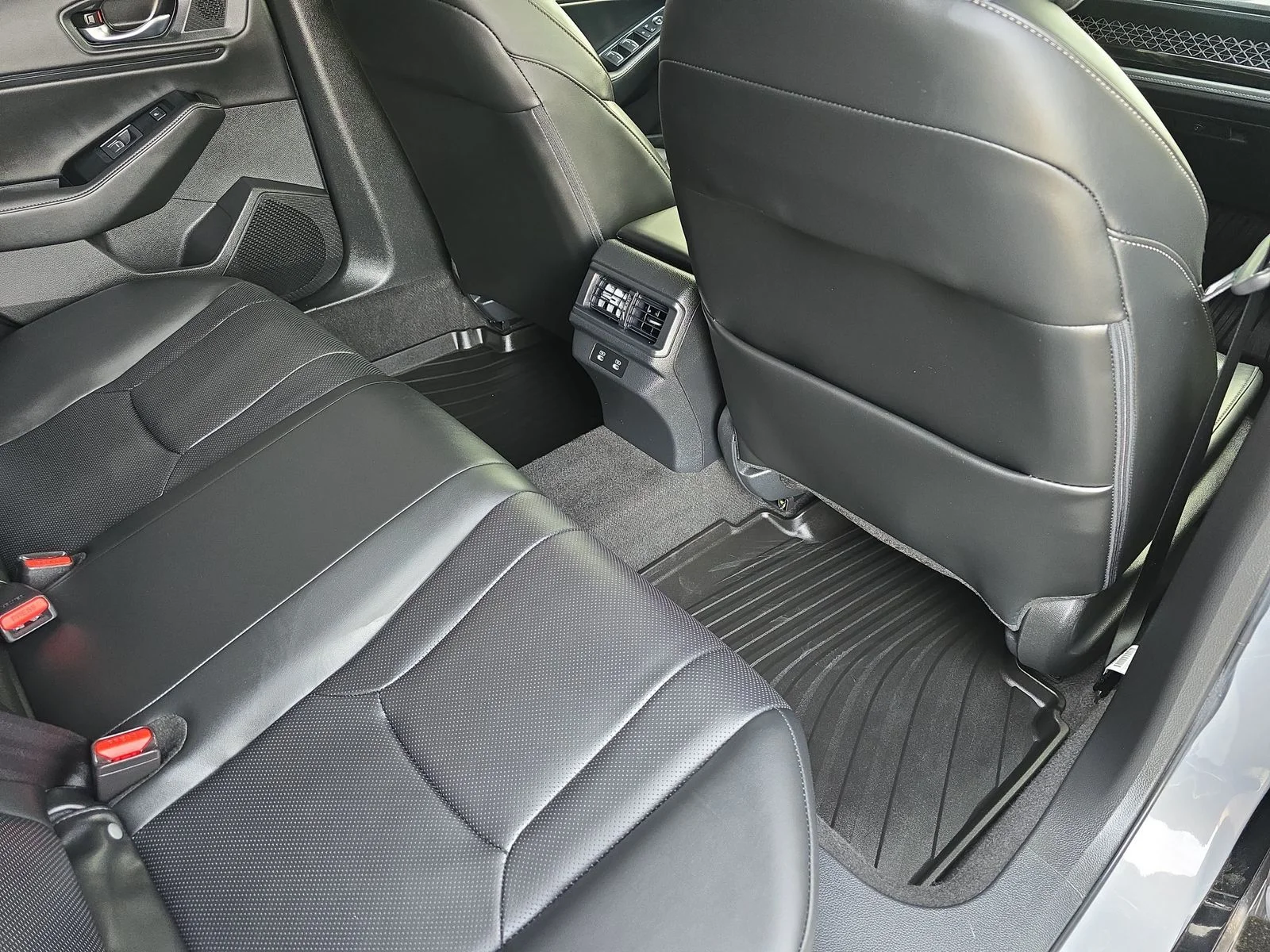 2024 Honda Accord Hybrid Touring - Photo 11