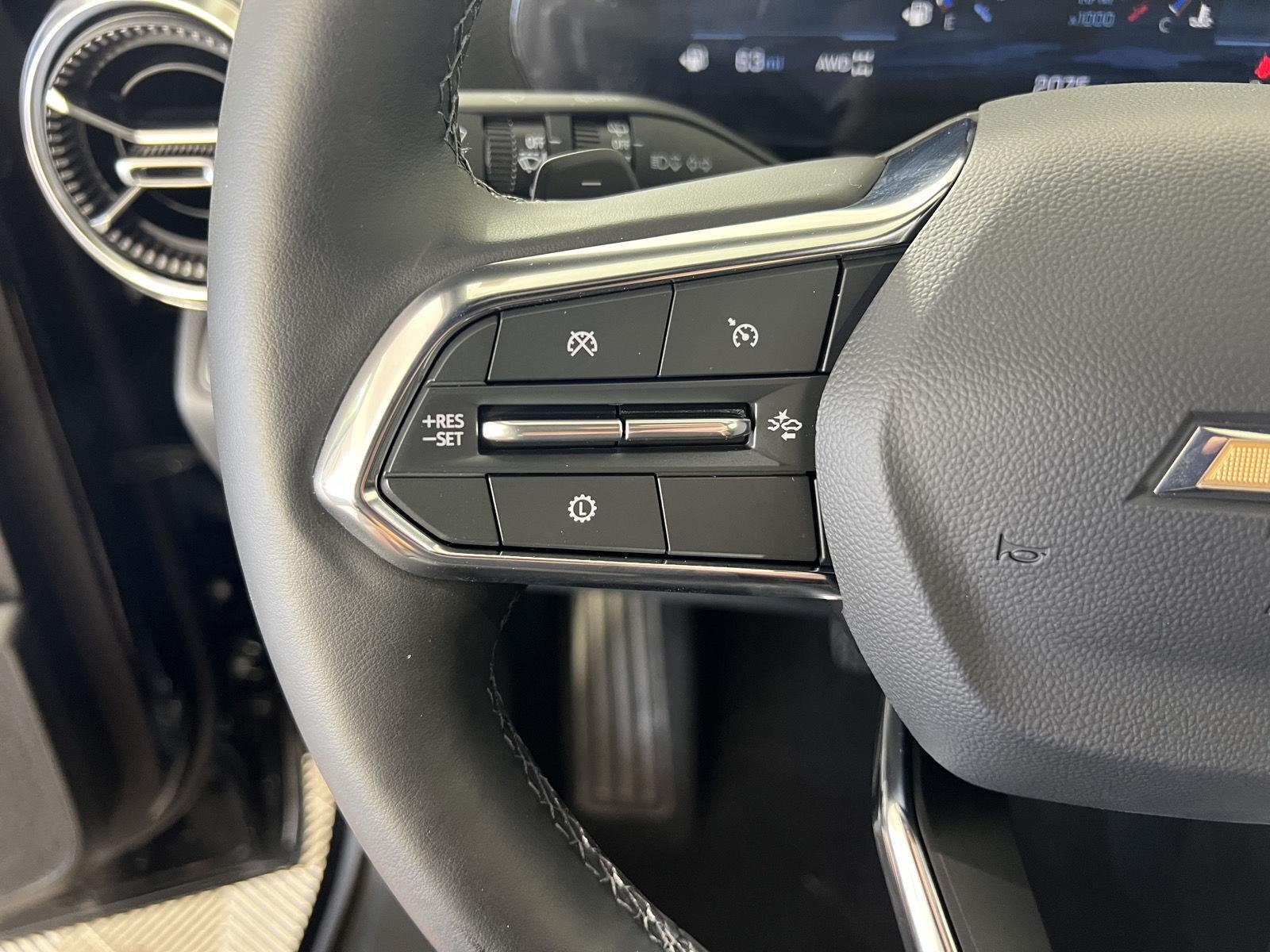 Used 2026 Mosaic Black Metallic Chevrolet AWD LT image 15