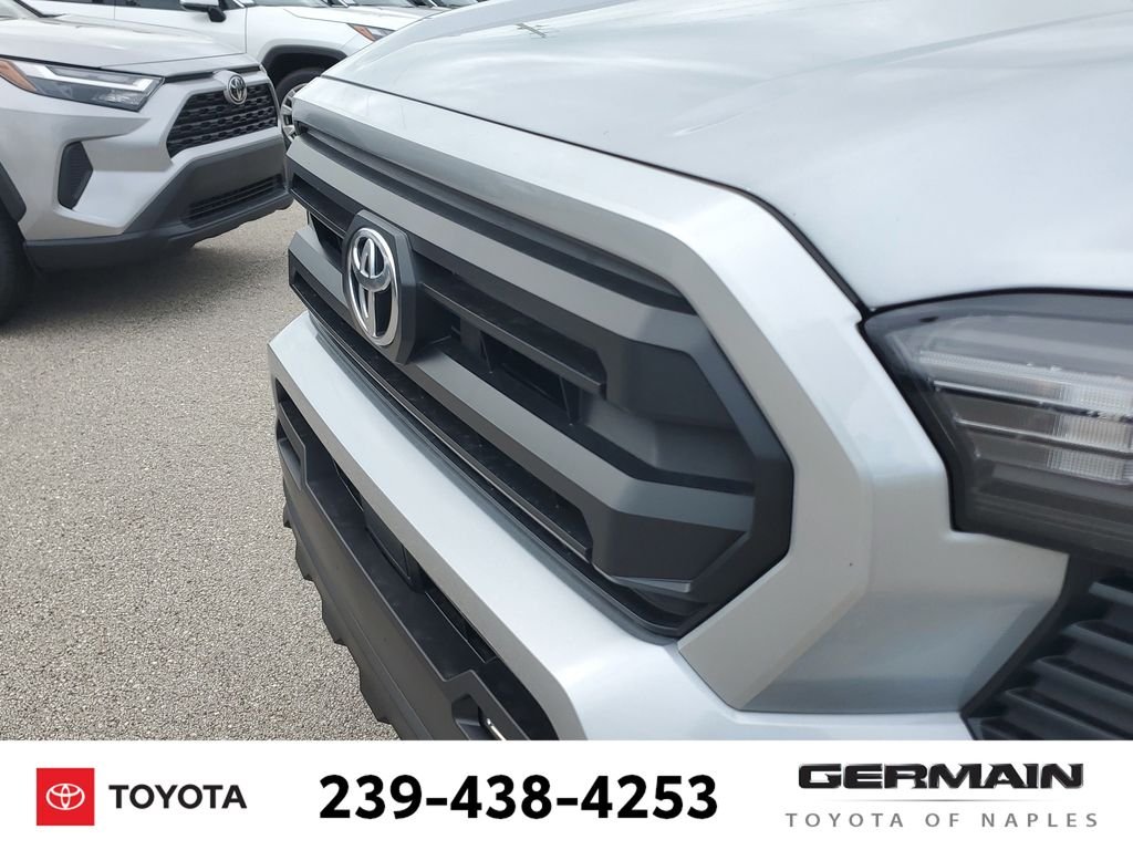 2026 Toyota Tacoma SR5 - Photo 13