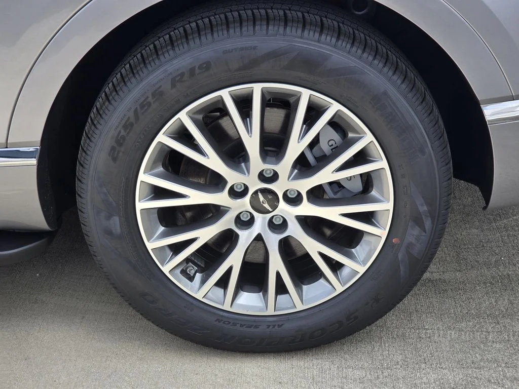 New 2026 Silver Genesis 2.5T image 5