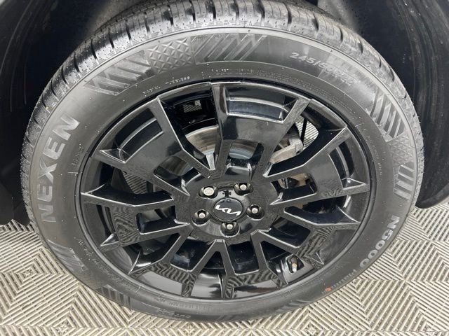 Used 2022 Black Kia SX image 10