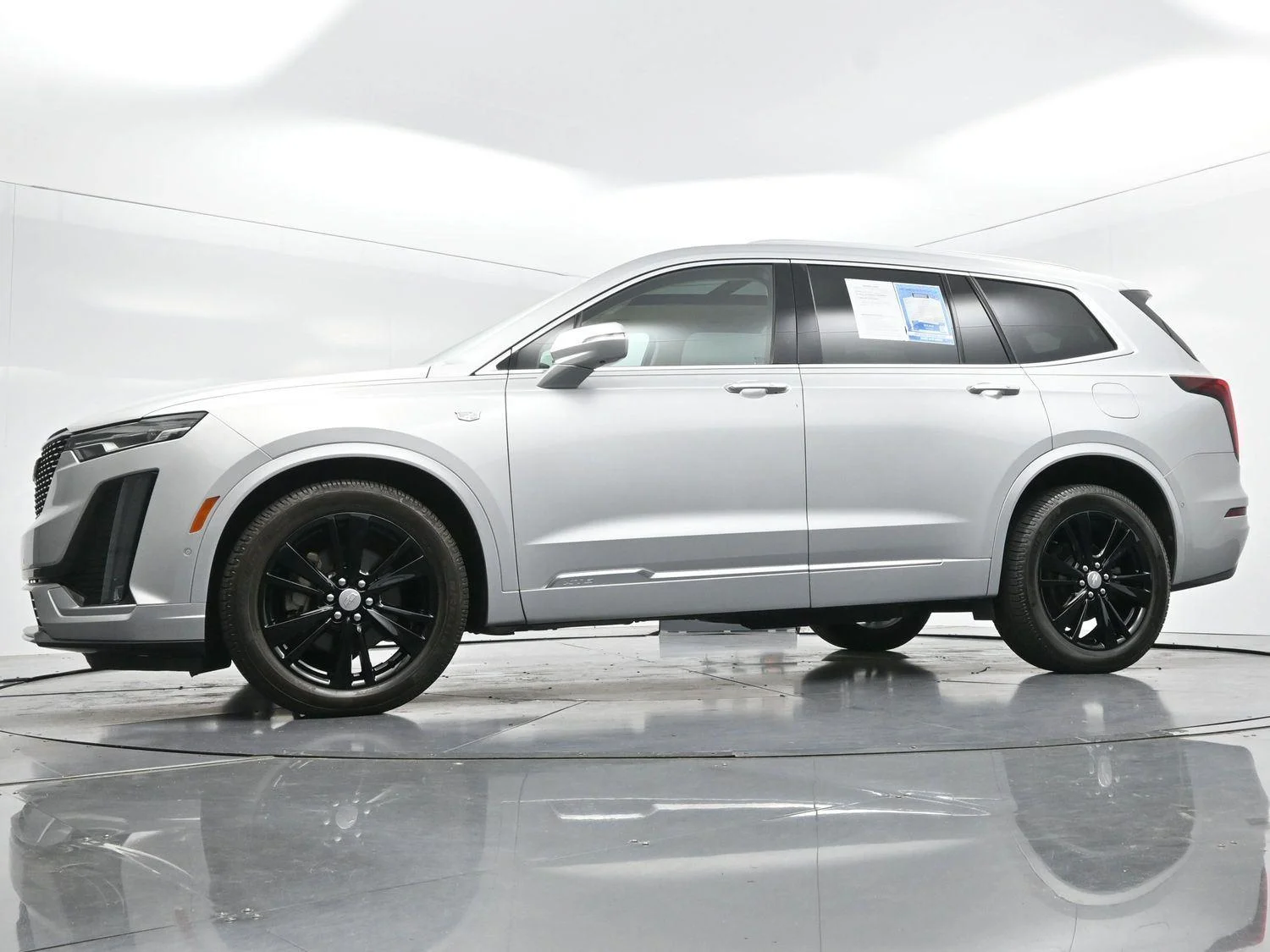 Used 2020 Radiant Silver Metallic Cadillac AWD Premium Luxury image 50