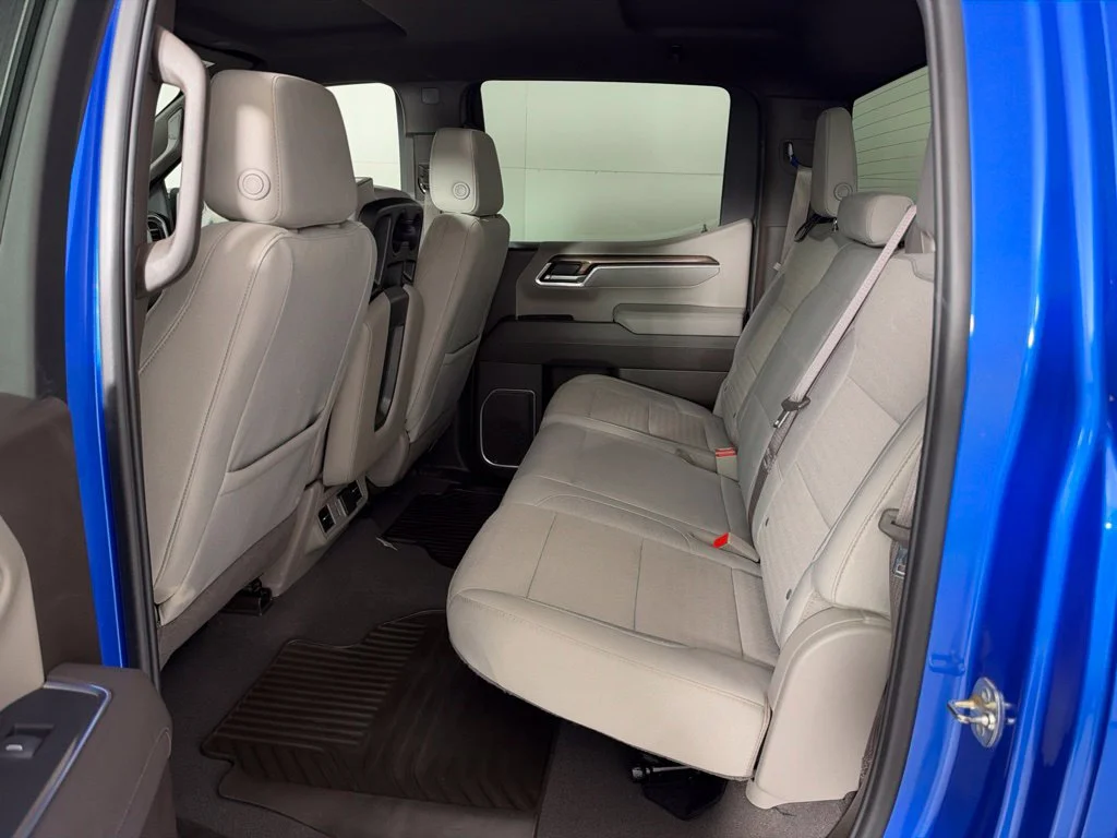 Used 2025 Blue Chevrolet LT image 24