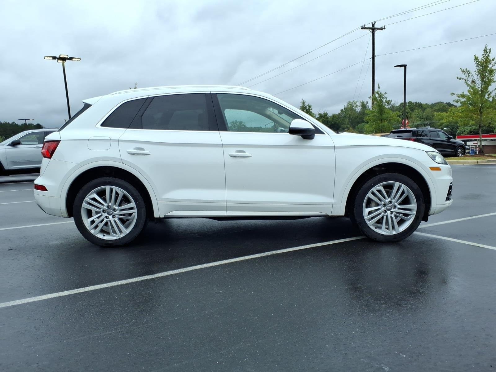 Used 2018 Ibis White Audi Premium Plus image 10