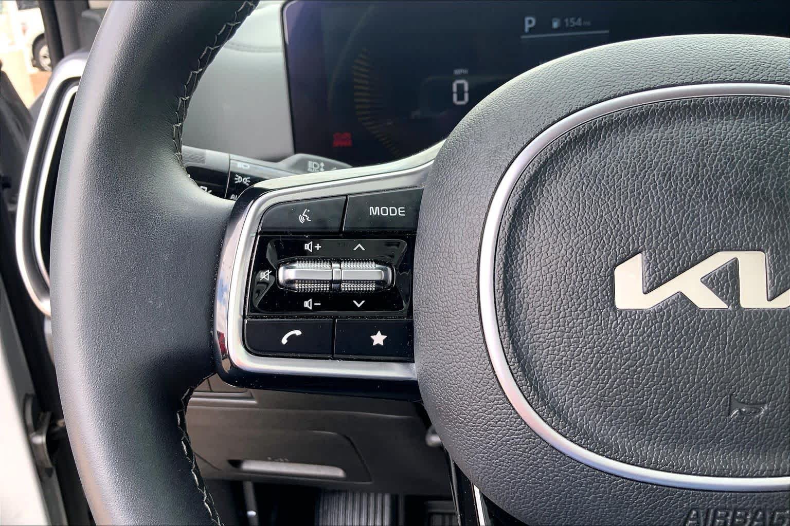 Used 2025 Wolf Gray Kia S image 24