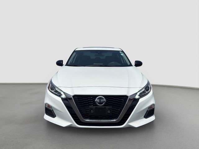 Used 2020 Nissan Altima SR with VIN 1N4BL4CV2LN310811 for sale in Kansas City