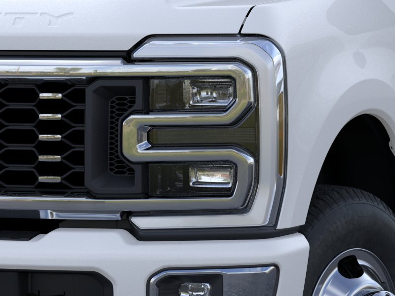 New 2026 White Ford Platinum image 42