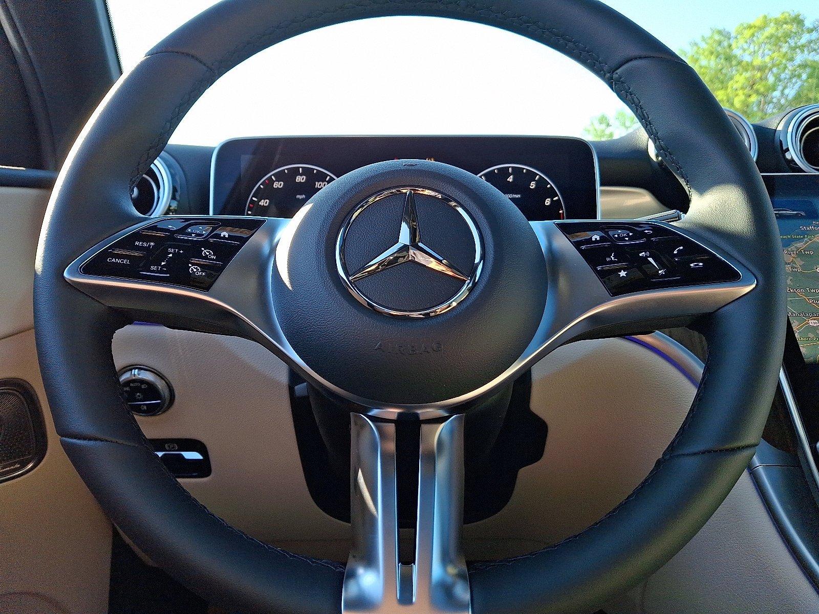 2026 Mercedes-Benz GLC Base - Photo 11