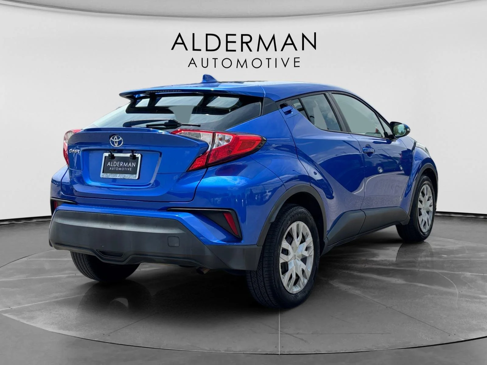 Used 2020 Blue Eclipse Metallic Toyota LE image 5