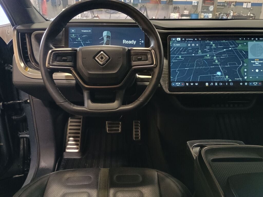 Certified 2022 Rivian R1T Adventure with VIN 7FCTGAAA1NN010191 for sale in Youngstown, OH