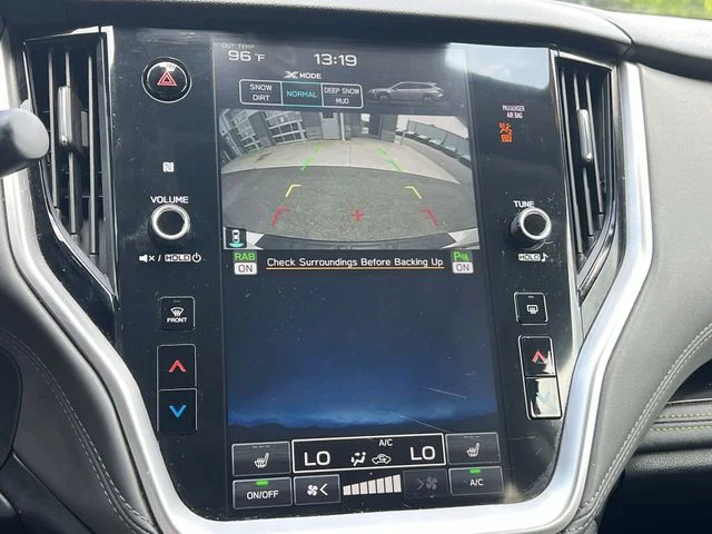 Used 2023 White Subaru Onyx Edition XT image 20