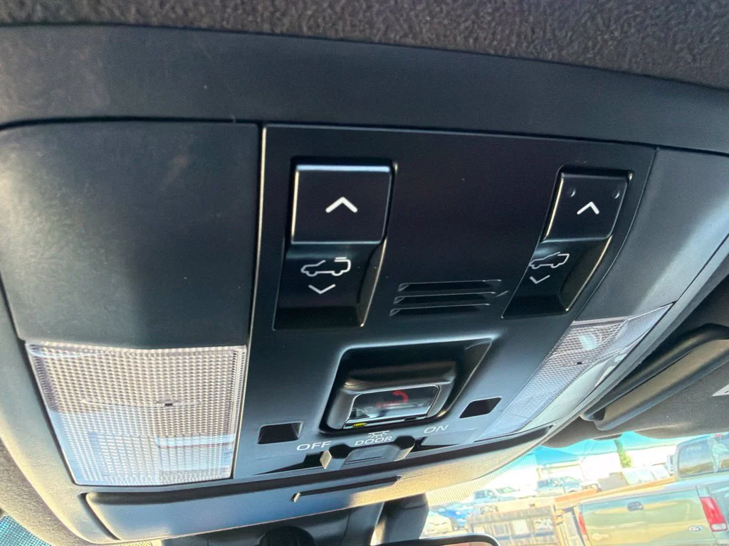 Used 2023 Caviar Lexus 460 image 23