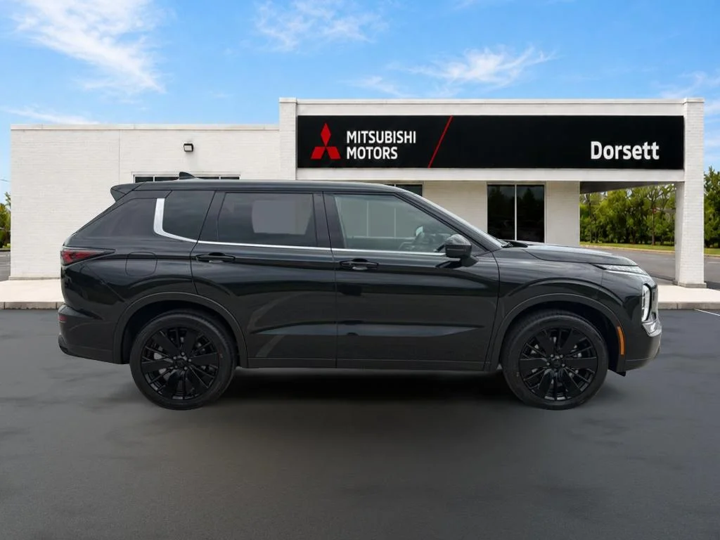 New 2026 Black Mitsubishi LE image 5