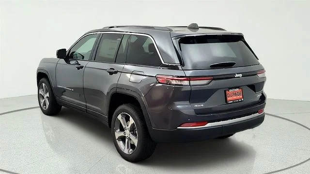 New 2026 Baltic Gray Metallic Clearcoat Jeep Limited image 9