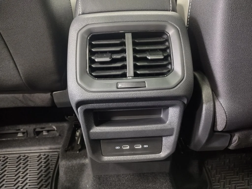 New 2026 Blue Volkswagen 1.5T SE image 32