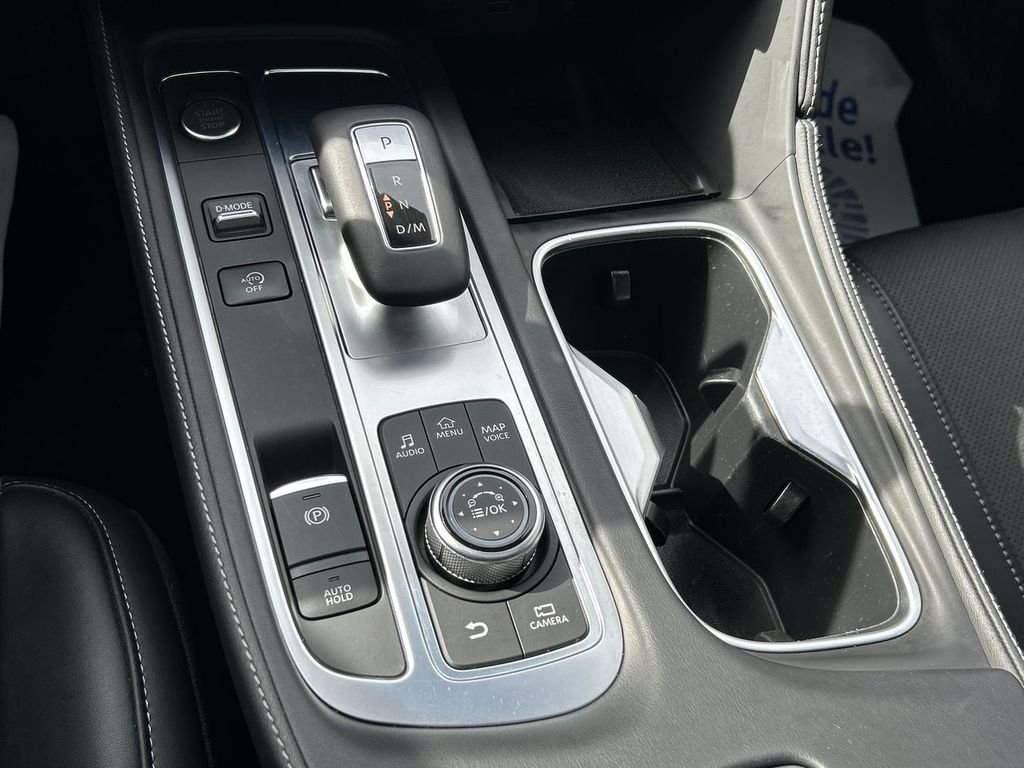 Certified Used 2023 Gray INFINITI LUXE image 22