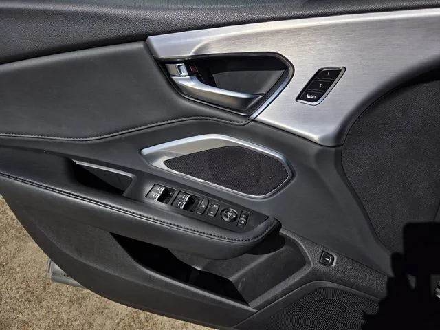 Used 2023 Liquid Carbon Metallic Acura RDX image 16