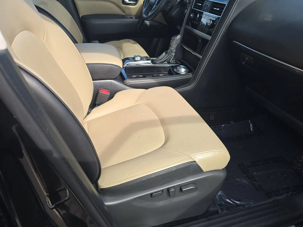 Used 2022 Black INFINITI PREMIUM SELECT AWD image 29