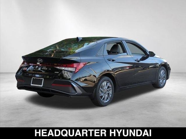 New 2026 Black Hyundai Blue image 4