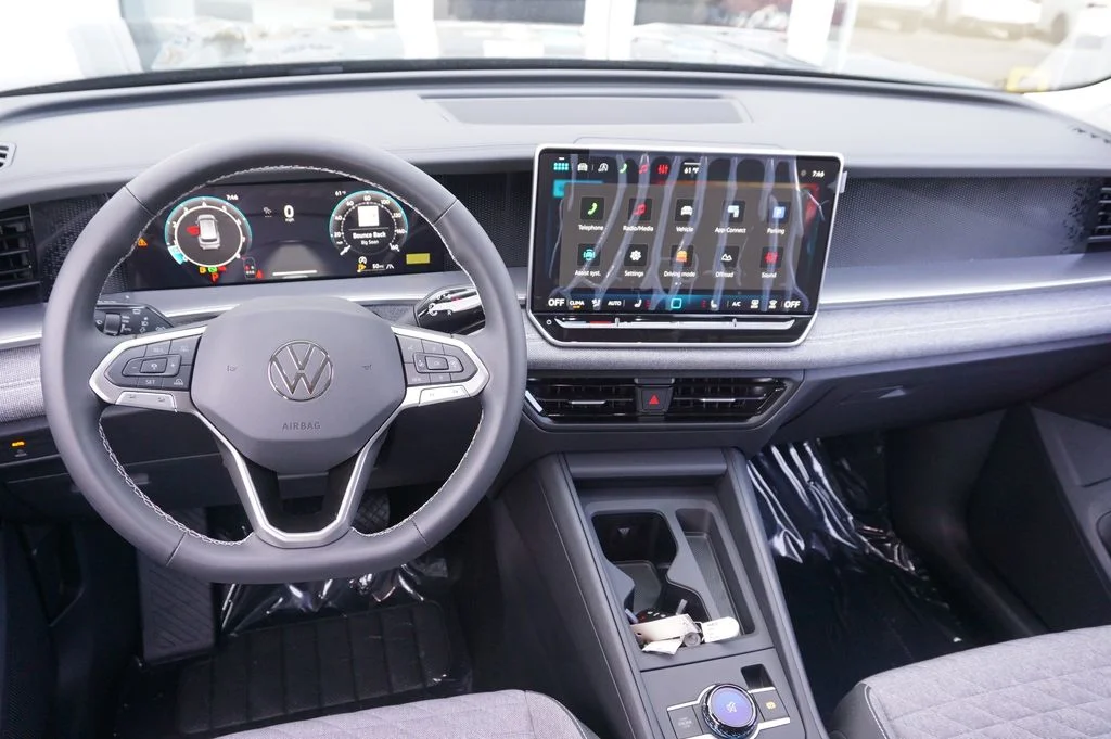 New 2026 Black Volkswagen 2.0T S image 13