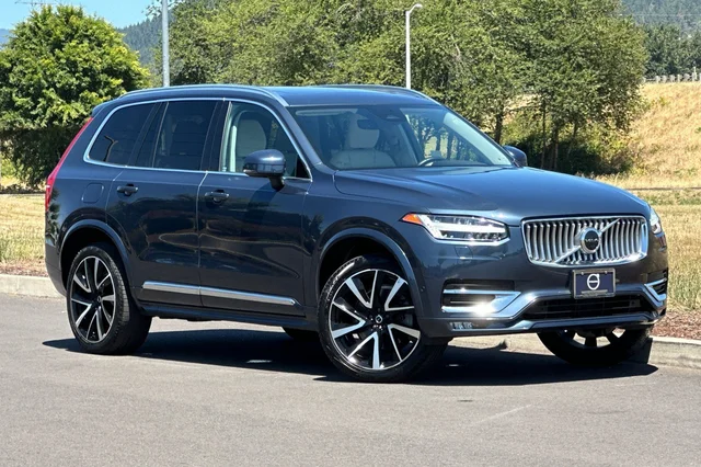 2023 Volvo XC90 B6 Plus 6-Seater