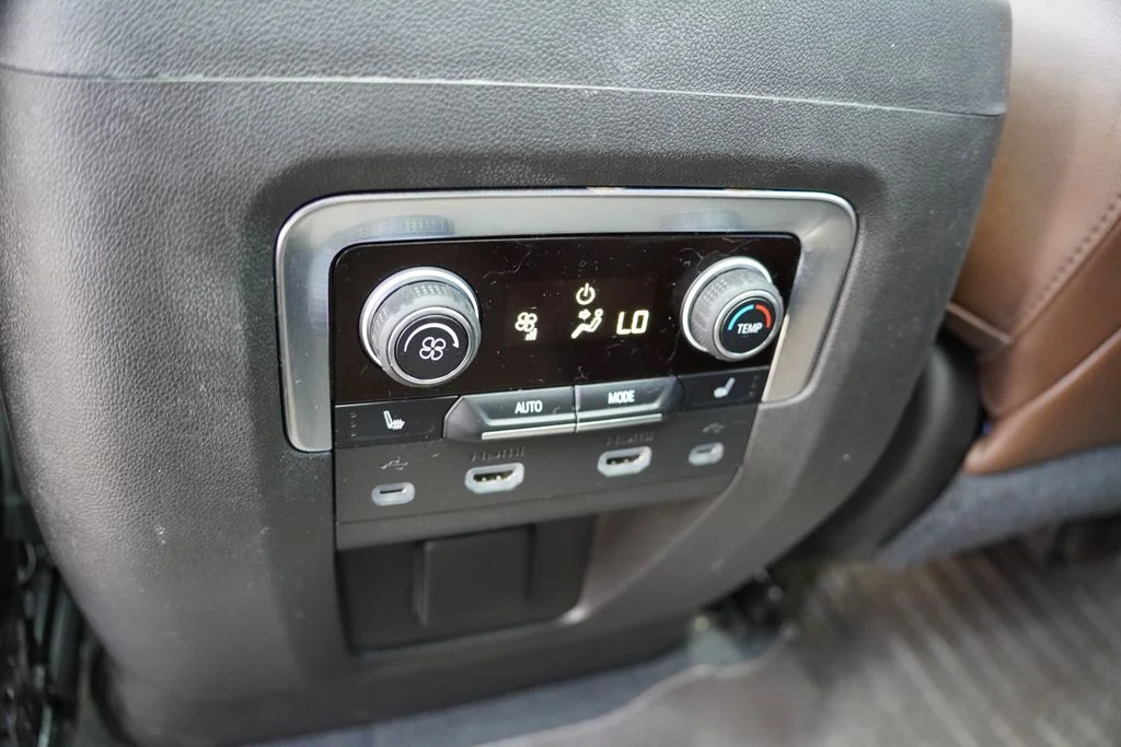 Used 2021 Empire Beige Metallic Chevrolet High Country image 6