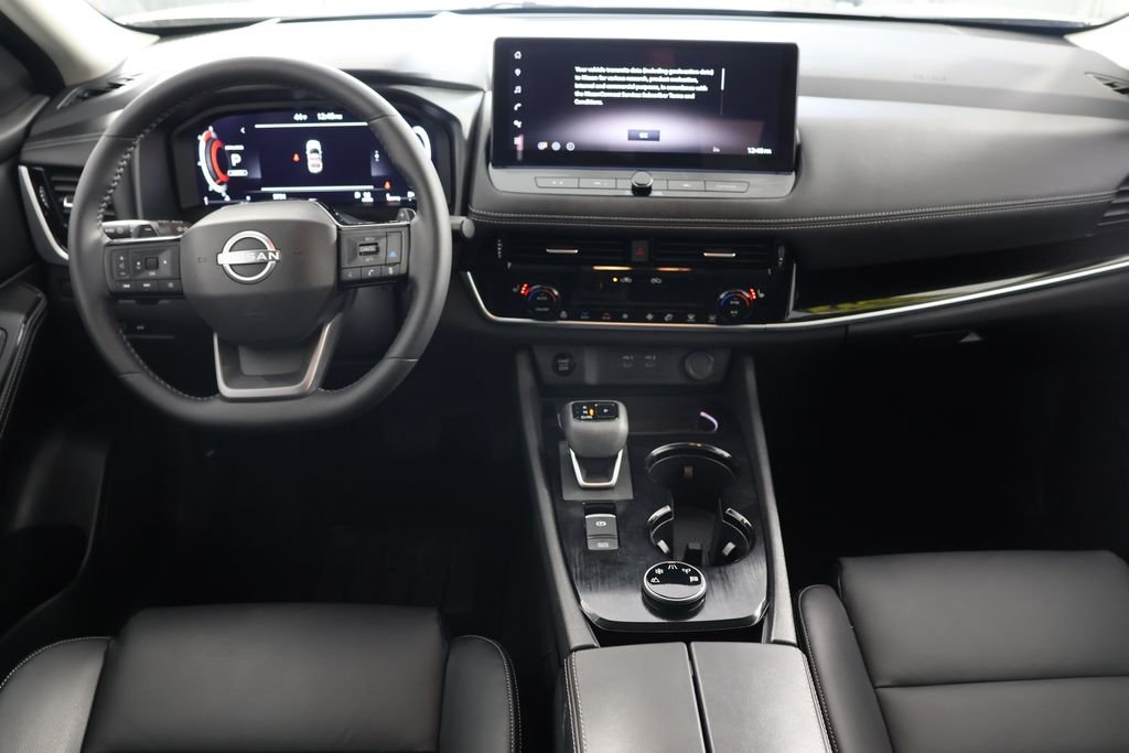 2025 Nissan Rogue SL - Photo 2