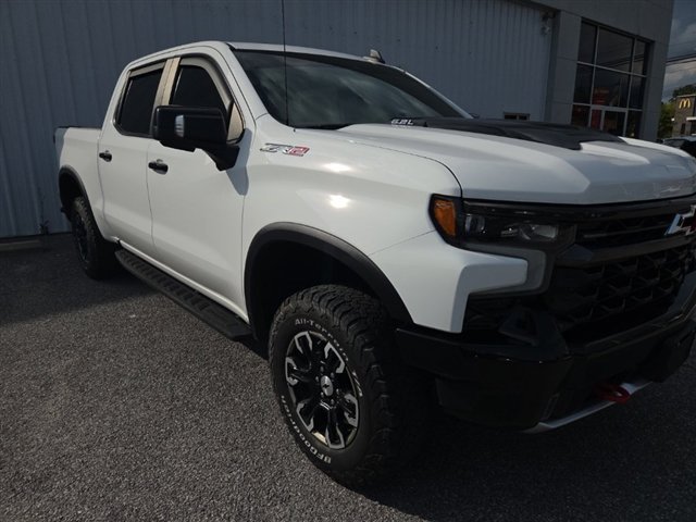 Used 2023 White Chevrolet ZR2 image 2