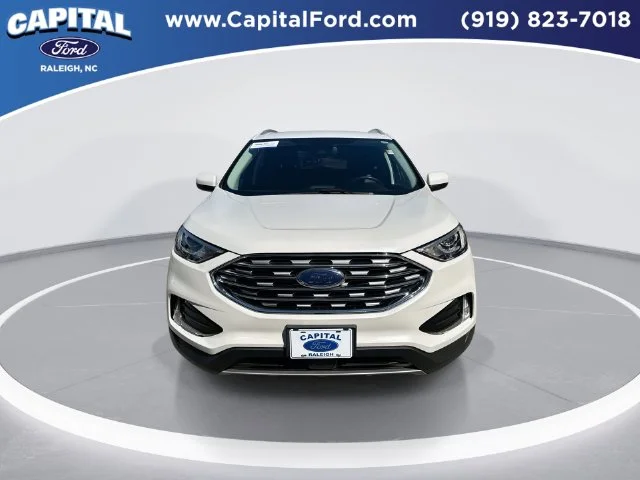 Used 2022 White Ford SEL image 3