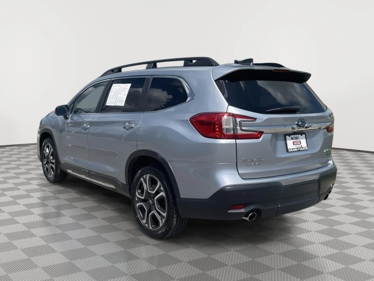 Certified Used 2023 Ice Silver Metallic Subaru Limited image 11