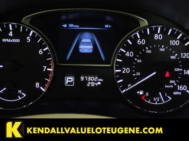 Used 2013 Beige Nissan 2.5 SV image 16