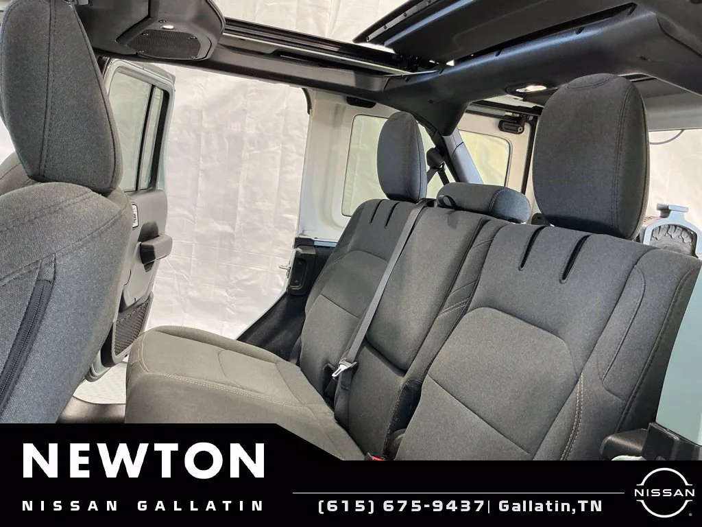 Used 2024 Earl Clearcoat Jeep Willys 4xe image 26