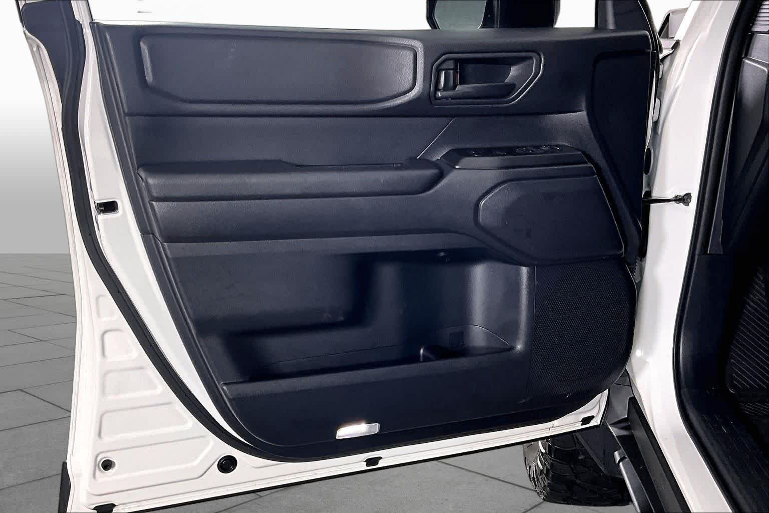 Used 2025 Ice Cap Toyota 1958 image 21