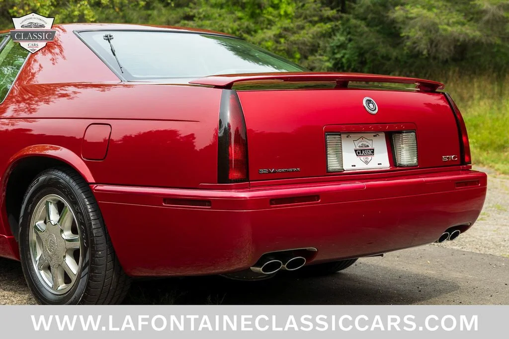 Used 2000 Red Cadillac ETC image 31