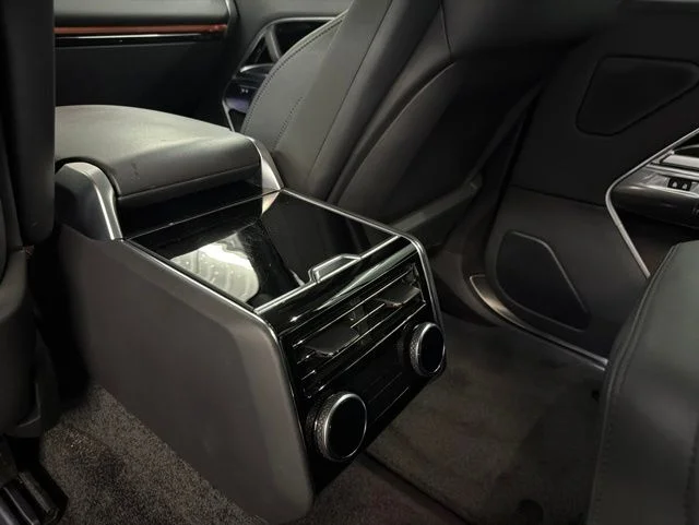 Used 2023 Santorini Black Metallic Land Rover Autobiography image 15