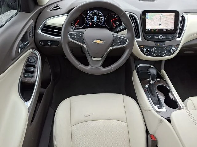 Used 2024 Mineral Gray Metallic Chevrolet LT image 11
