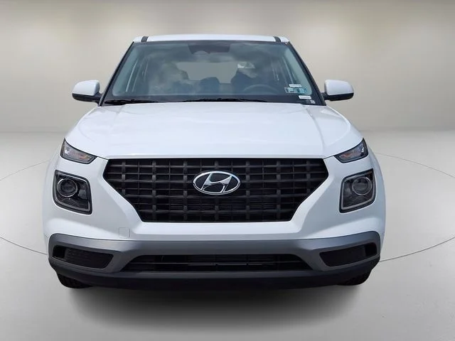 New 2026 White Hyundai SE image 2