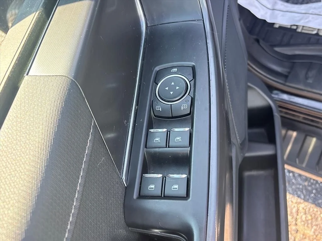 Used 2024 Black Ford XLT image 27