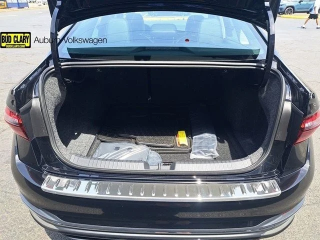 New 2026 Deep Black Pearl Volkswagen 1.5T SEL image 18