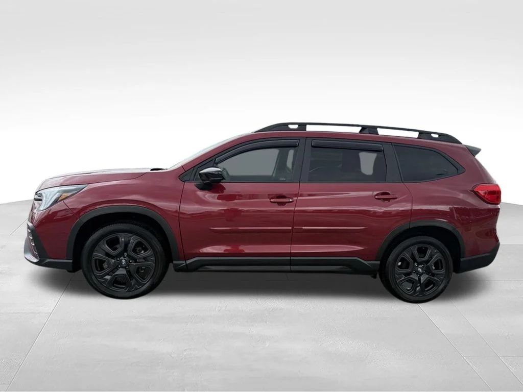 Used 2025 Red Subaru Onyx Edition image 2