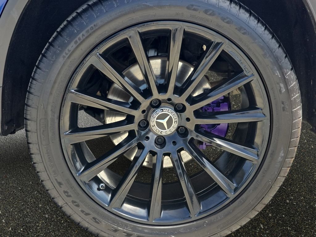 Used 2019 Red Mercedes-Benz GLC 300 Coupe image 36