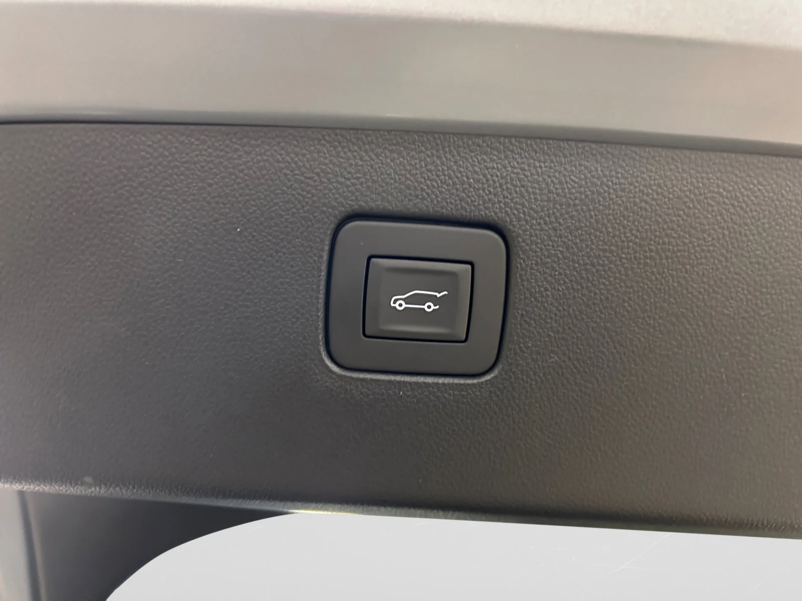 New 2026 Moonstone Grey Metallic Buick Avenir image 11