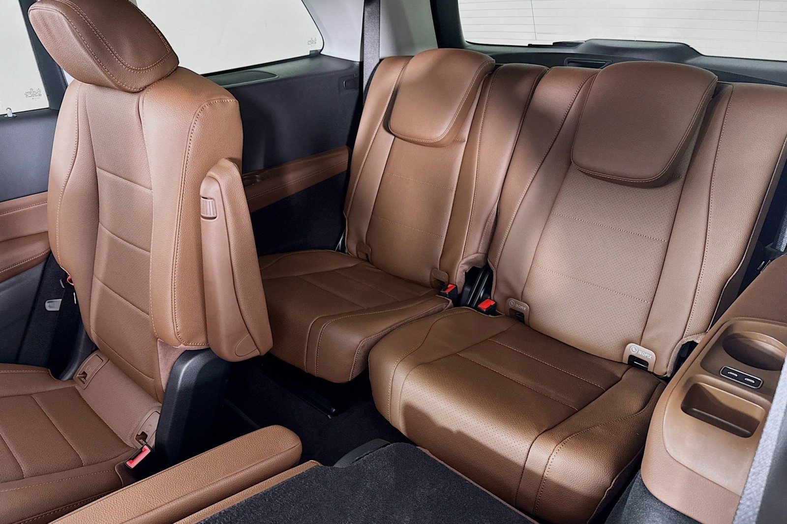 New 2026 Polar White Mercedes-Benz GLS 450 4MATIC® SUV image 8